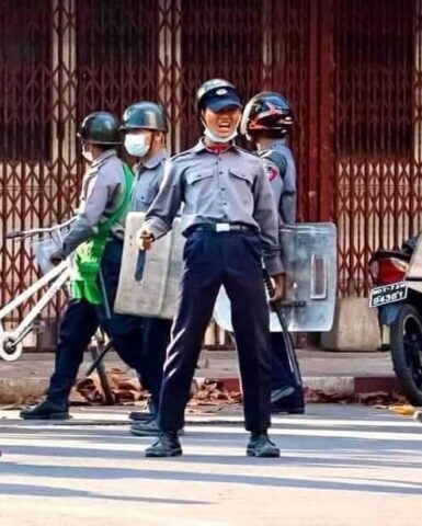 Il governo ombra birmano crea una propria forza di polizia