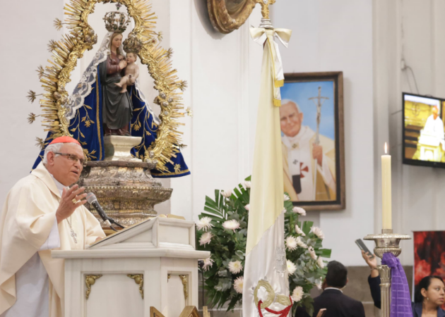 Tra i cardinali che sceglieranno il nuovo papa ce n’è anche uno del Guatemala